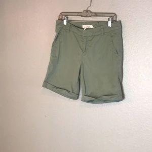 H&M Olive Green Bermuda Shorts size 8
